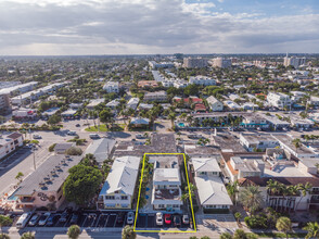 Sunny Shores Apartments in Fort Lauderdale, FL - Building Photo - Building Photo