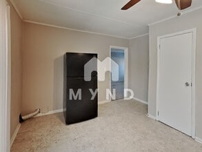 6626 Dorian Dr in Union City, GA - Building Photo - Building Photo