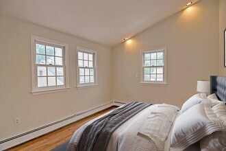 28 Fuller Ter, Unit 2 in Newton, MA - Building Photo - Building Photo