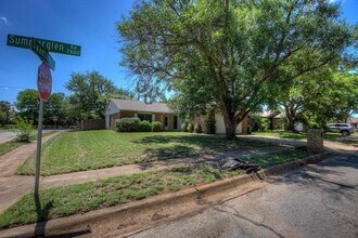 7801 Summerglen Rd in Fort Worth, TX - Building Photo - Building Photo