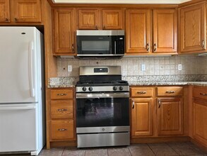 511 Elm St in North Haven, CT - Building Photo - Building Photo