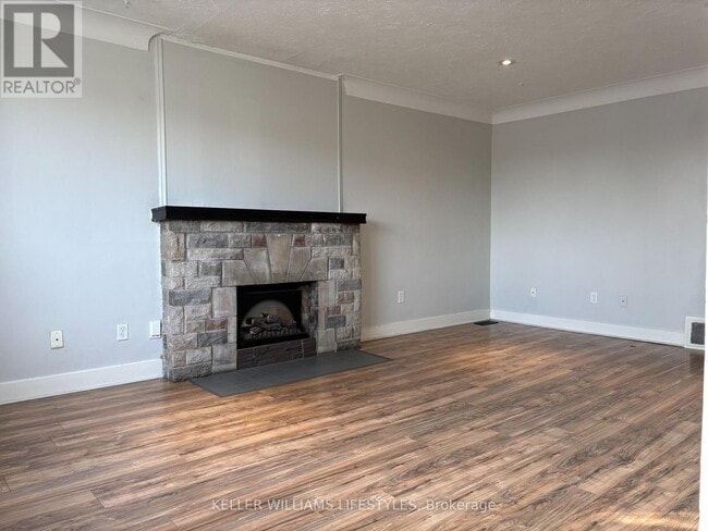 678 Oxford St E in London, ON - Building Photo - Building Photo