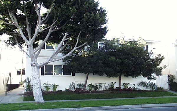 9588 W Olympic Blvd in Beverly Hills, CA - Foto de edificio - Building Photo