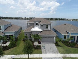 5327 Wishing Arch Dr in Apollo Beach, FL - Building Photo