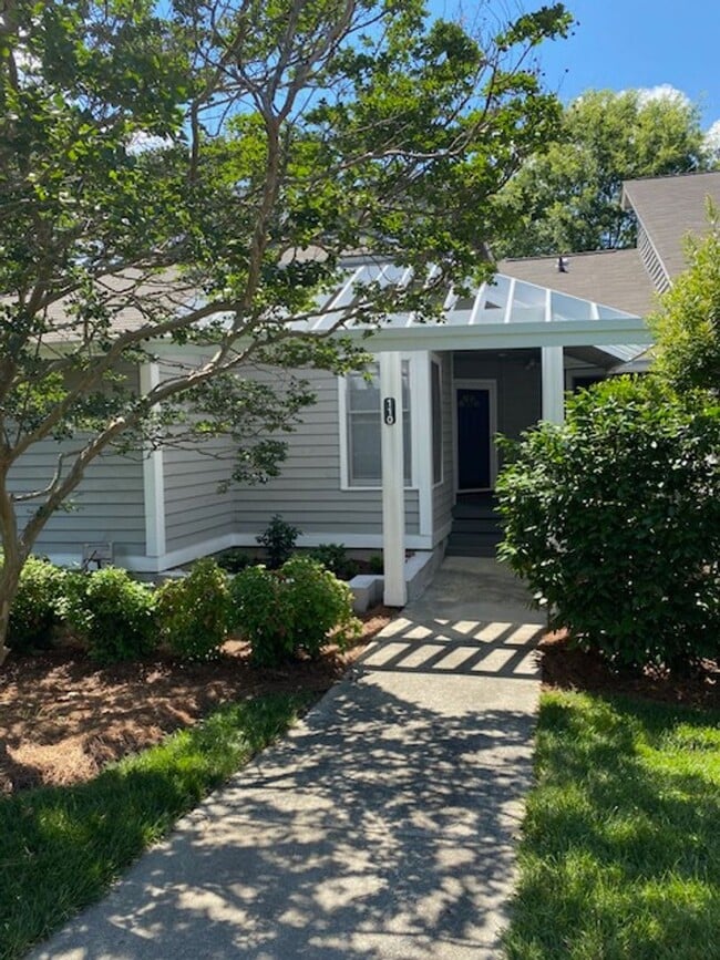 108 Homewood Dr