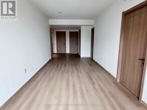 3429 Sheppard Ave E in Toronto, ON - Building Photo - Building Photo