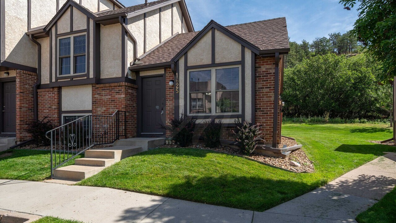 1625 Maitland Ct in Colorado Springs, CO - Building Photo
