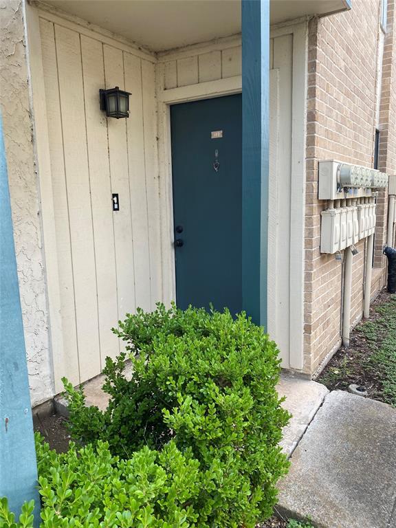 property at 250 El Dorado Blvd