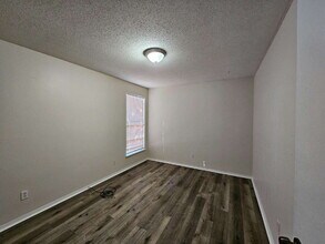 410 Deborah Ln in Pensacola, FL - Building Photo - Building Photo