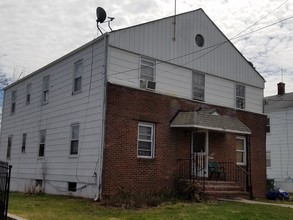 636 Colgate Ave in Perth Amboy, NJ - Foto de edificio - Building Photo