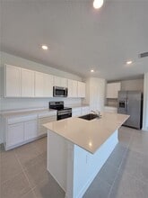 3496 Chinotto Dr in Lake Alfred, FL - Building Photo - Building Photo