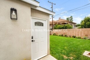 4437 Sunfield Ave in Long Beach, CA - Building Photo