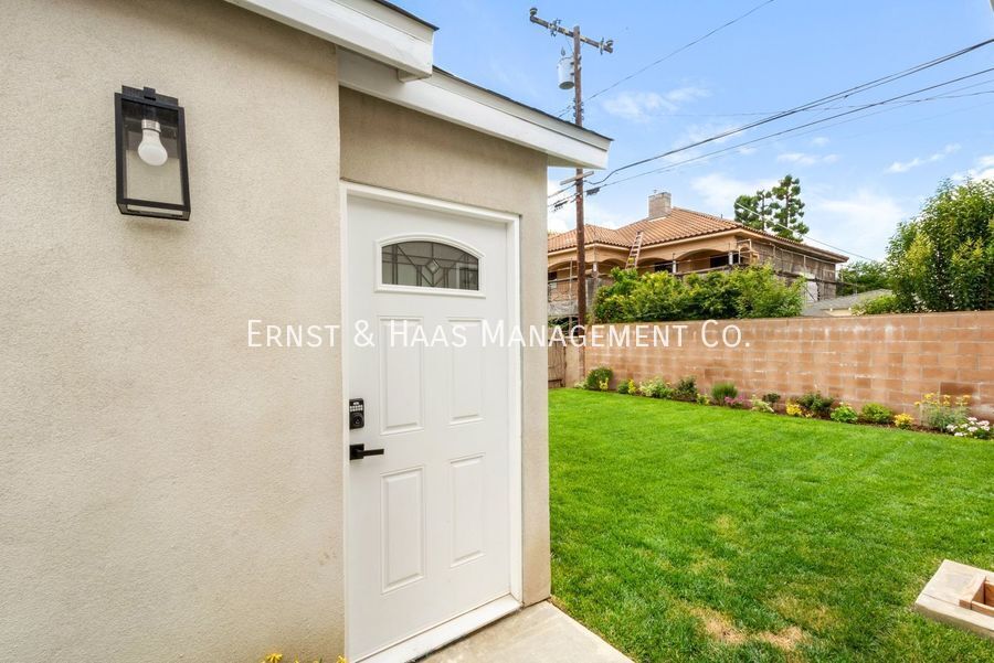 4437 Sunfield Ave in Long Beach, CA - Building Photo