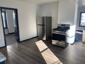 24 Church St in Taunton, MA - Building Photo - Building Photo