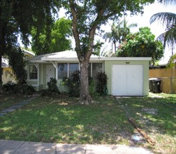 401-407 SE 14th Ct in Fort Lauderdale, FL - Building Photo - Building Photo