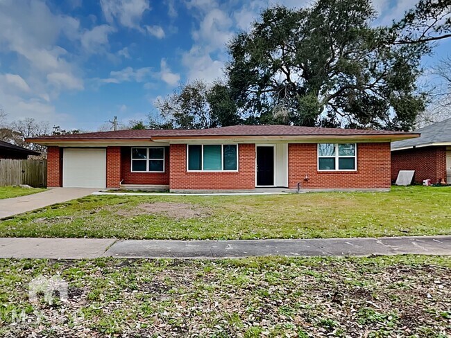 property at 528 22nd Ave N