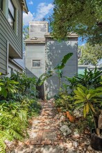 737 E 18th St in Houston, TX - Building Photo - Building Photo