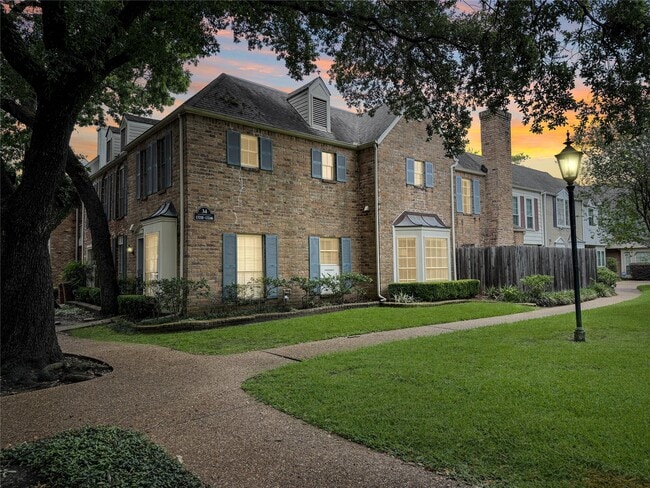 property at 13240 Trail Hollow Dr
