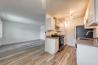 Soji by Trion Living in San Leandro, CA - Foto de edificio - Building Photo