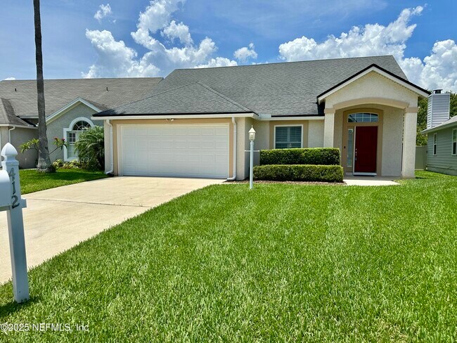 property at 412 La Reserve Cir