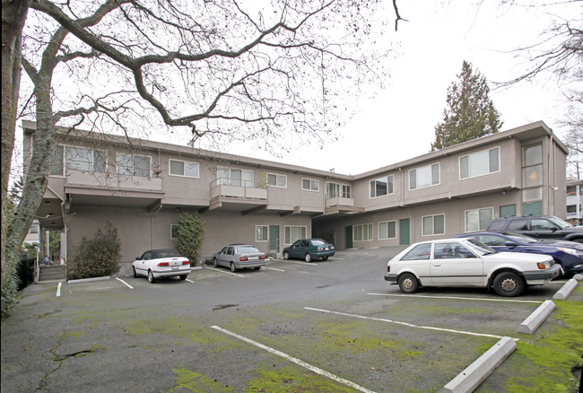 Maple Leaf Court in Seattle, WA - Building Photo - Building Photo