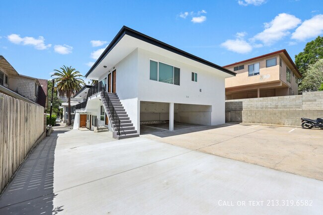 1330 Portia St in Los Angeles, CA - Building Photo - Building Photo