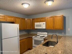 1461 Sheafe Ave NE in Palm Bay, FL - Building Photo - Building Photo