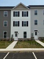 52 Snowdrop Ct in Kearneysville, WV - Building Photo