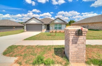 4669 Lincoln St in Harrah, OK - Building Photo - Building Photo