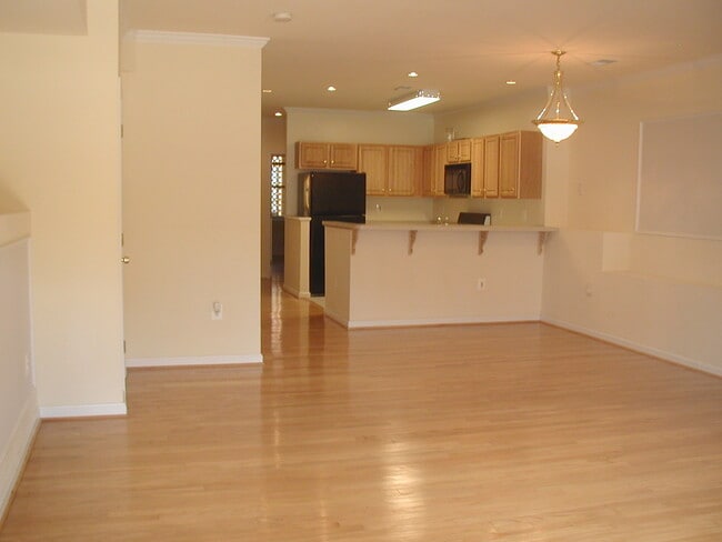 1619 12th St NW, Unit 1st Floor in Washington, DC - Building Photo - Building Photo