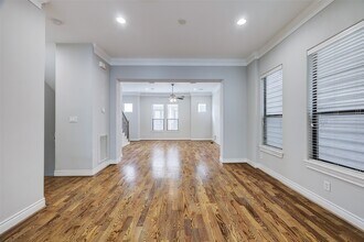 3245 Maxroy St in Houston, TX - Building Photo - Building Photo