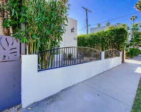 616 Vernon Ave in Venice, CA - Building Photo - Building Photo