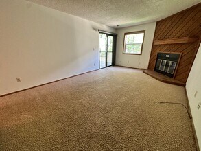 2902 Shadow Creek Dr in Boulder, CO - Building Photo - Building Photo