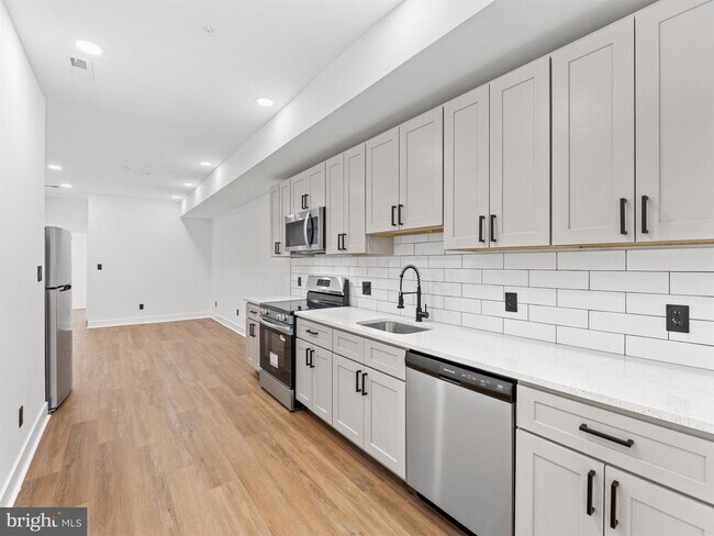 4927 Catharine St, Unit Apt #1 in Philadelphia, PA - Building Photo - Building Photo