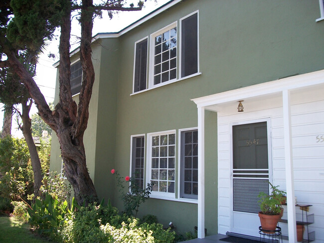 5547 Mammoth Ave in Sherman Oaks, CA - Building Photo - Building Photo