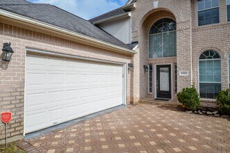 14203 Marina Bay Ln in Sugar Land, TX - Building Photo - Building Photo
