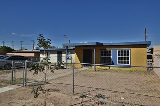 1130 Brownlee Ave in Las Cruces, NM - Building Photo - Building Photo