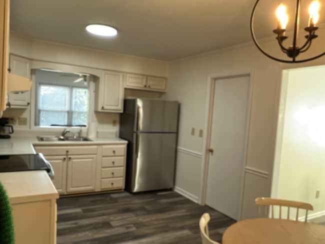 201 Orange Dr in Elon, NC - Building Photo - Building Photo