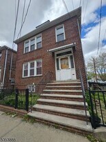 506 N 13th St in Newark, NJ - Building Photo