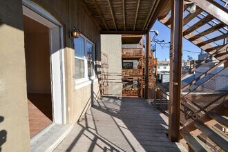 1473 W Erie St, Unit M09H in Chicago, IL - Foto de edificio - Building Photo