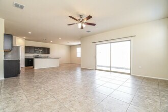 5238 E Sharbel Rd in San Tan Valley, AZ - Building Photo - Building Photo