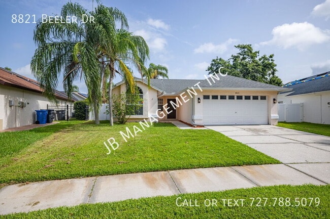 8821 Beeler Dr in Tampa, FL - Building Photo - Building Photo