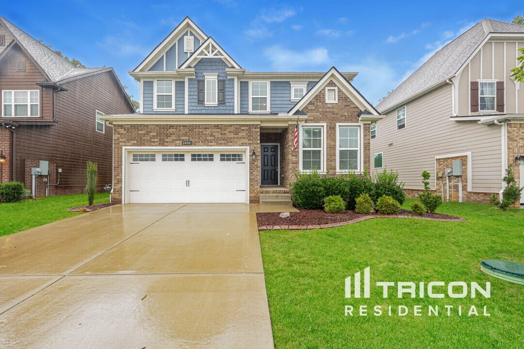 1406 Cotillion Dr in Murfreesboro, TN - Building Photo