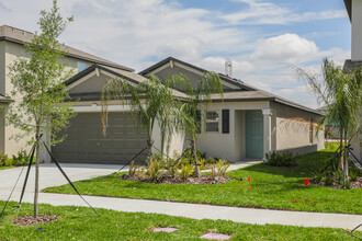 Hawthorne Meadow Rental Homes in Gibsonton, FL - Building Photo - Building Photo