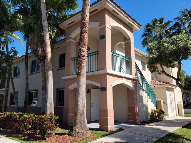 2921 SE 13th Ave, Unit #106 in Homestead, FL - Building Photo - Building Photo