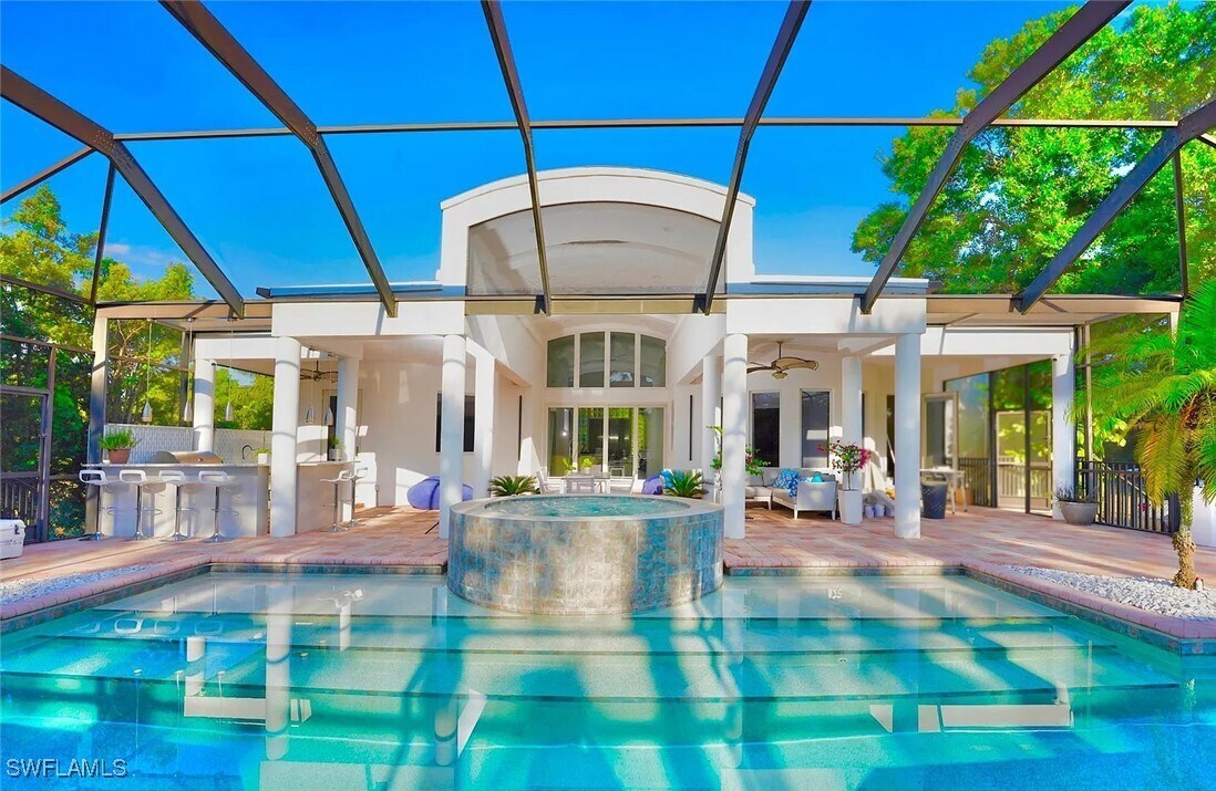 27281 Tennessee St in Bonita Springs, FL - Building Photo