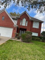 2118 Laurel Oaks Dr in Houston, TX - Building Photo