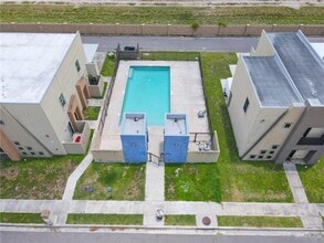 1200 E Daffodil Ave in McAllen, TX - Building Photo - Building Photo