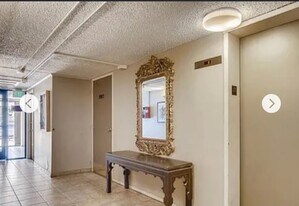 1050 Lafayette St in Denver, CO - Building Photo