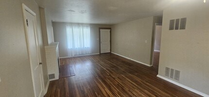 1109 S Yale St in Wichita, KS - Building Photo - Building Photo